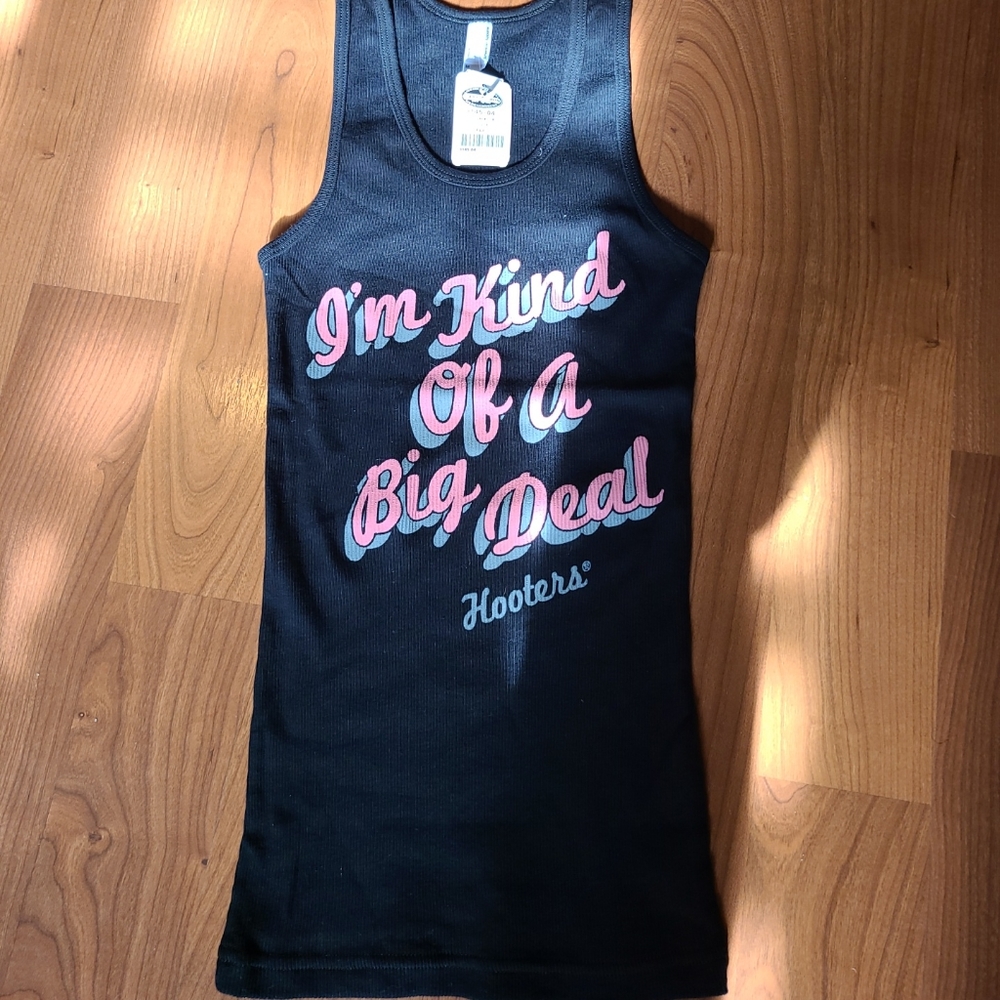 NWT Hooters black ribbed tank top - Picture 7 of 15